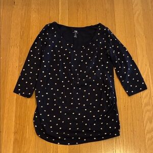 H&M Navy 4 Leaf Clover 3/4 Sleeve Maternity Top